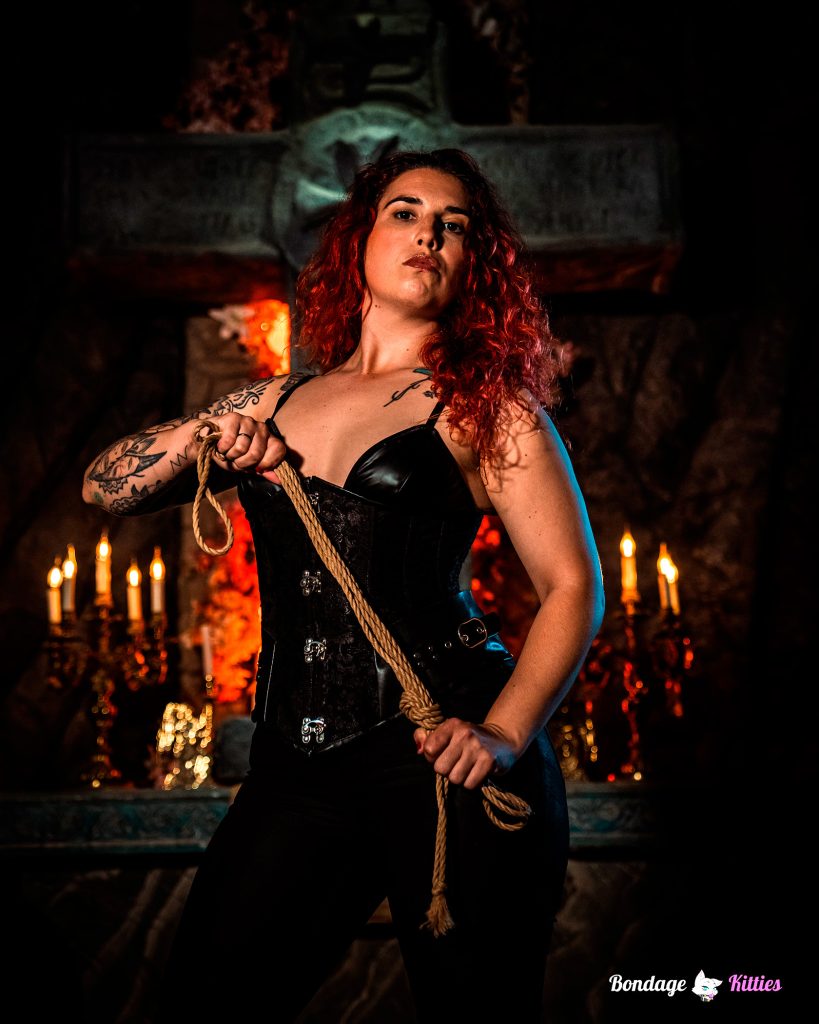 Dihami – Bondage Kitties performer